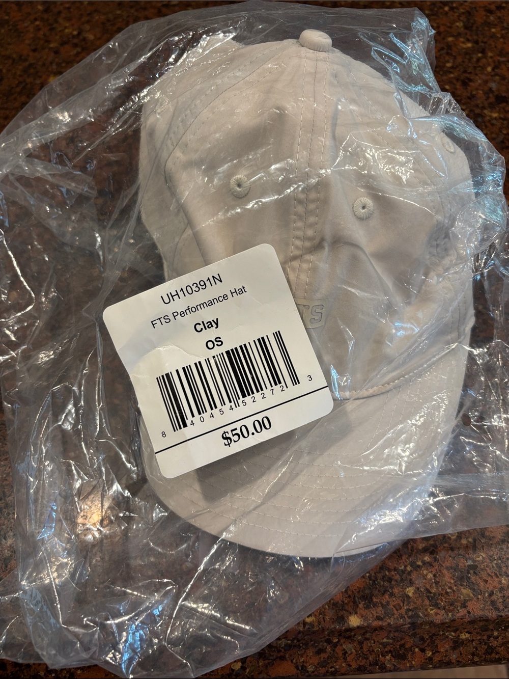 CUTS’ FTS Performance Hat in Clay - Unisex Baseball Cap
